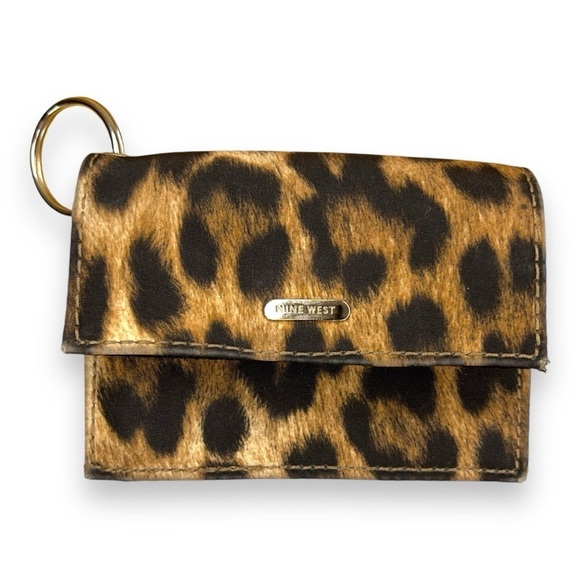 NINE WEST MINI LEOPARD WALLET TRAVEL CASUAL ANIMAL PRINT PUNK GOTH ROCKABILLY - Picture 1 of 9